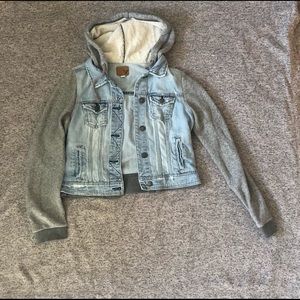Jean jacket with hood
